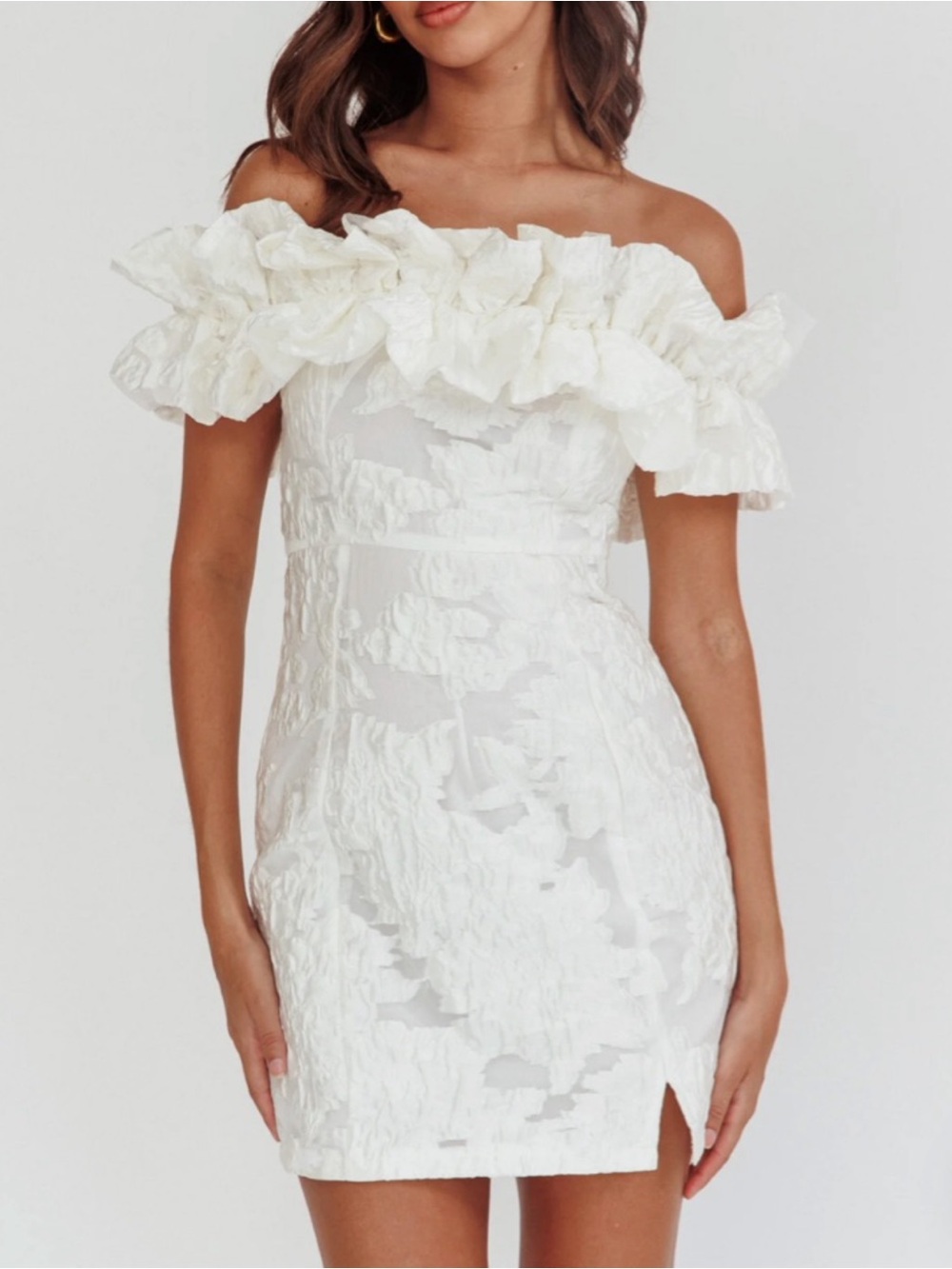 Selfie Leslie off shoulder mini dress